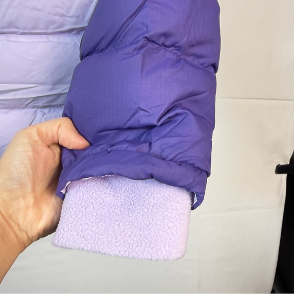 Eddie Bauer Kids Two-Tone Purple Puffer Dawn Jacket Medium Outdoor Winter Cozy - Picture 14 of 16